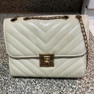 SHEIN Cream Chevron Crossbody Bag